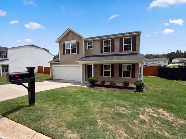 719 Cannonsburg Dr, Duncan, SC 29334