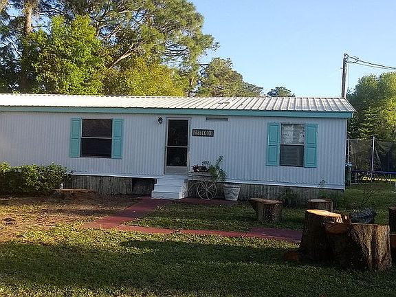 3rd image of 153 Canal Ave