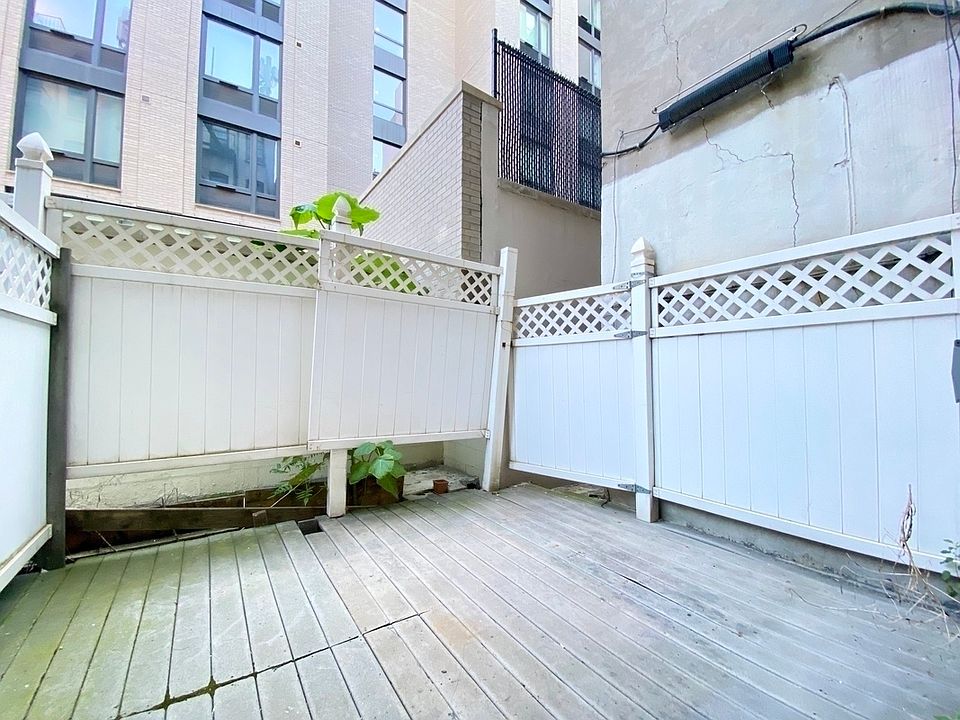 1st image of 410 W 36th St #1W