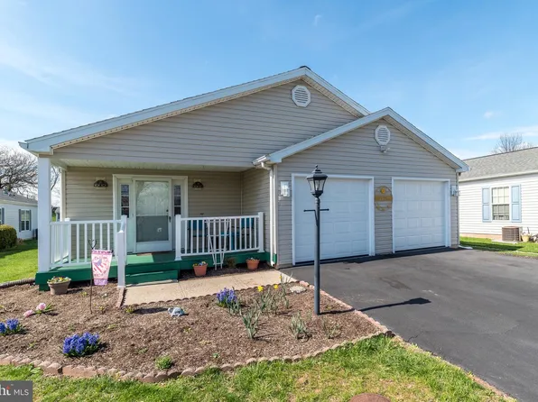 307 Carver Ln, Royersford, PA 19468