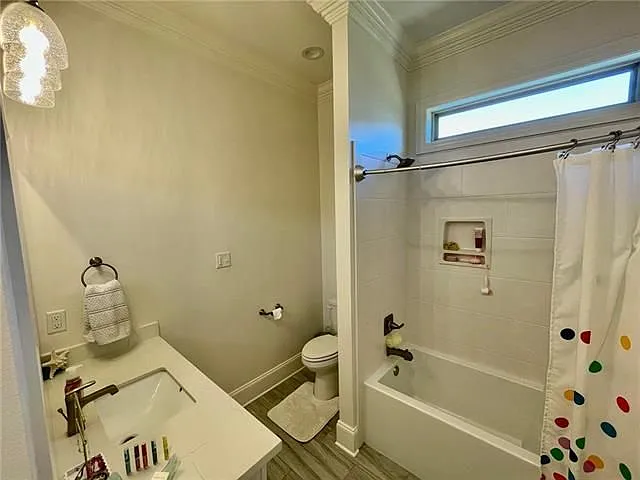 1309 Pine Needle Ct — Photo 16