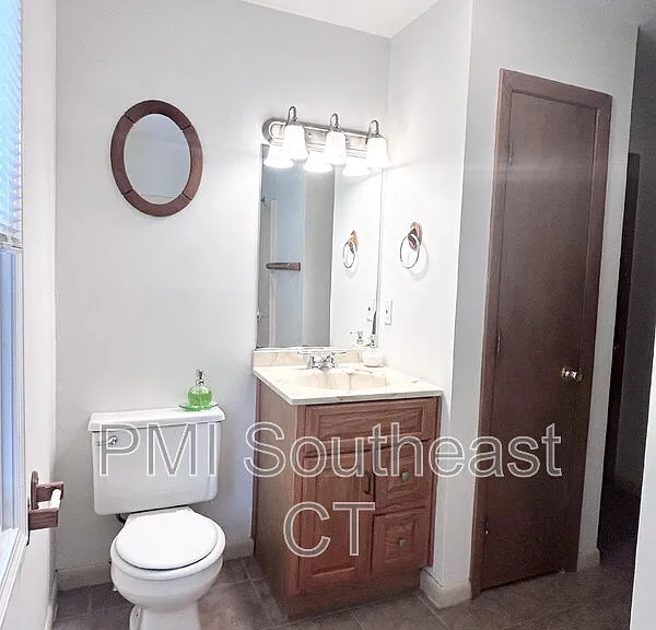 55 Hedge Ave — Photo 12