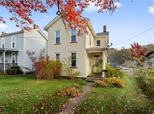 635 10th Ave, New Brighton, PA