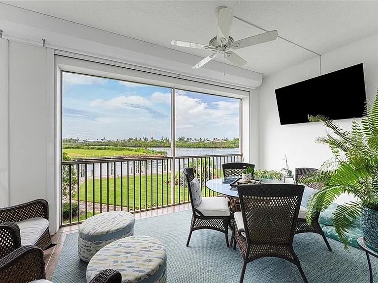 11100 Hacienda Del Mar Blvd #G-202 — Photo 25