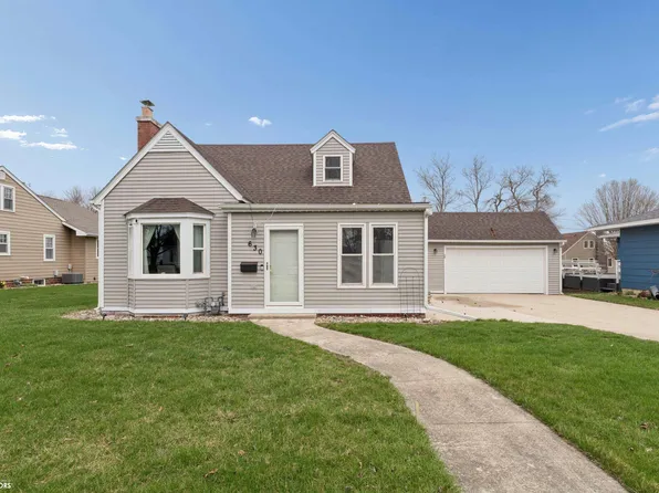 630 W 7th St, Garner, IA 50438