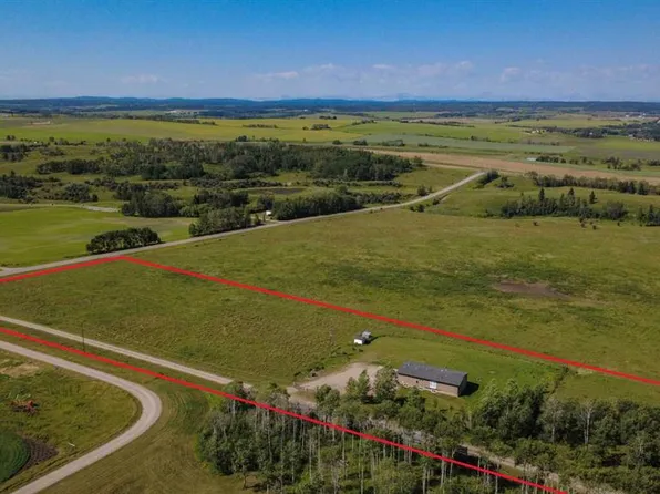 4142 W Township Road 290, Mountain View County, AB T0M 1L0