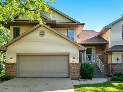 6967 Doubletree Rd NE, Cedar Rapids, IA, 52402