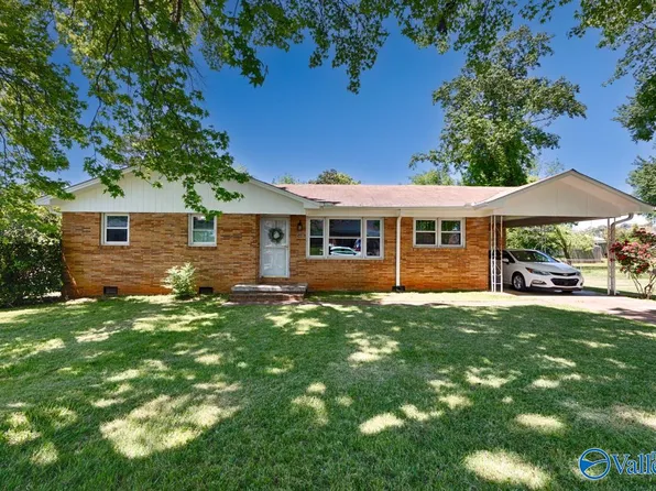 2448 Crestwood Dr SW, Huntsville, AL 35805