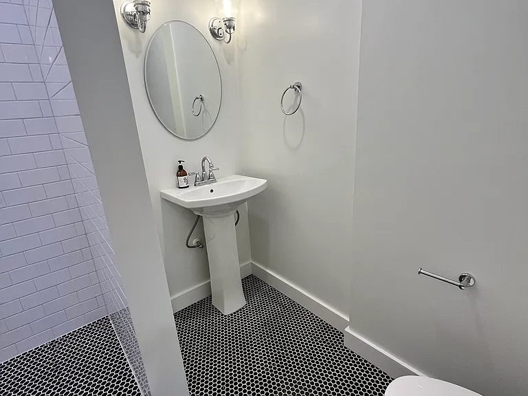 1328 S Bouvier St — Photo 11