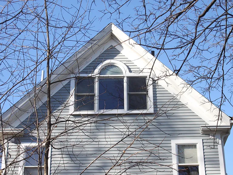 210 Clinton St — Photo 9