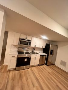 (Undisclosed Address), White Plains, MD, 20695