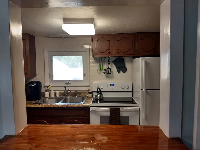 203 Church St #4 — Photo 18
