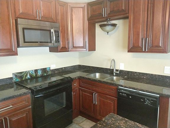 updated kitchen - granite++