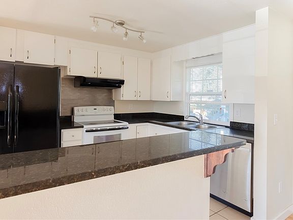 5th image of 17224 9th Ave E