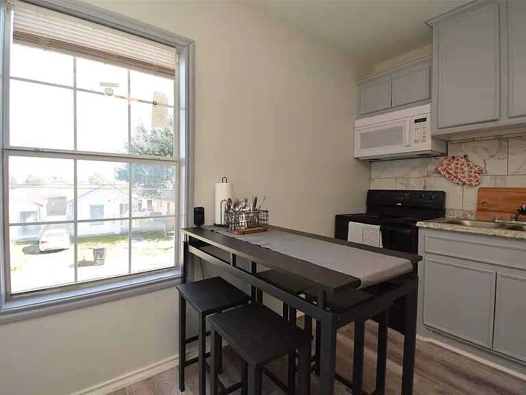 7124 Avenue F #8 — Photo 9