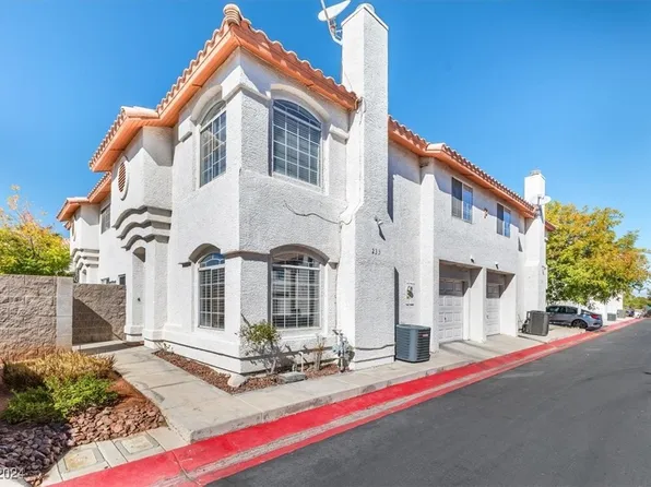 233 Star Cluster Cir, Las Vegas, NV 89145