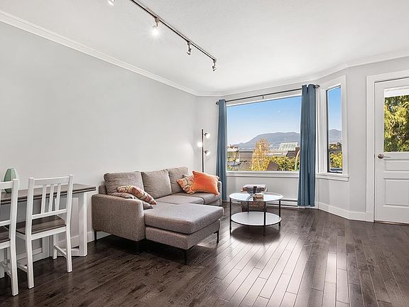 5th image of 3546 Point Grey Rd #B