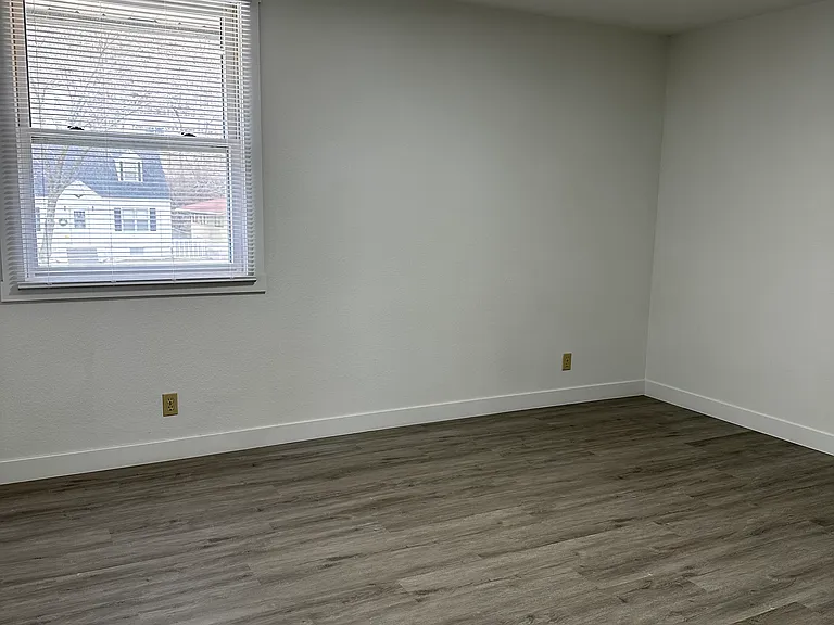 2060 Whittier St #5 — Photo 6