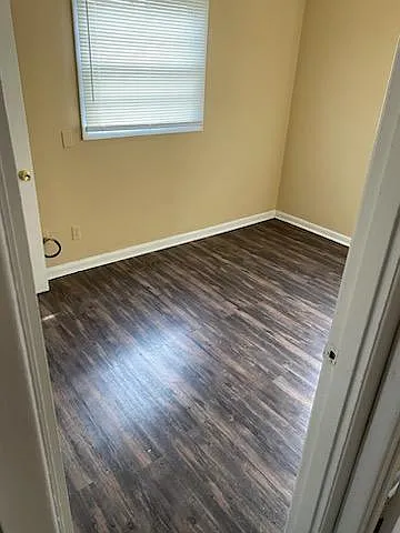 4706 Josephine St photo 1