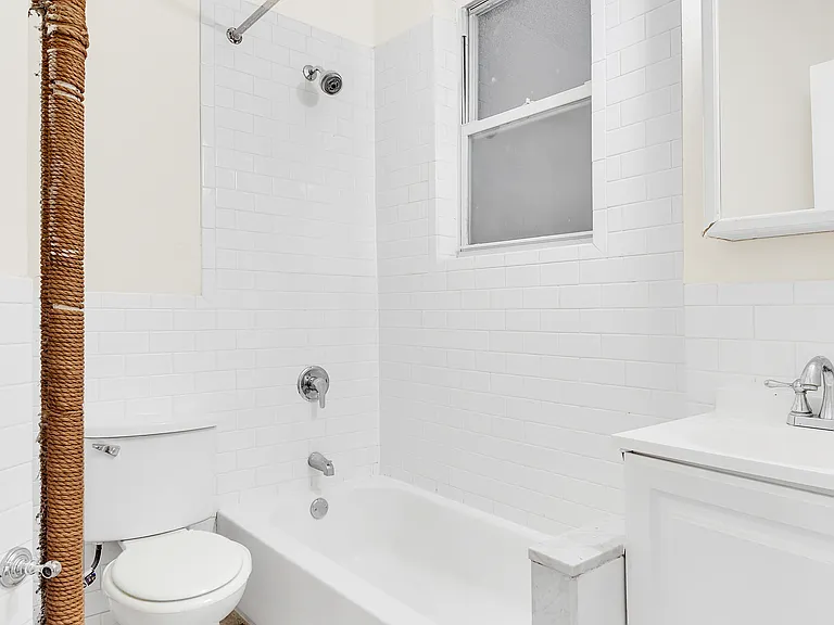 462 Amsterdam Ave #4N — Photo 5