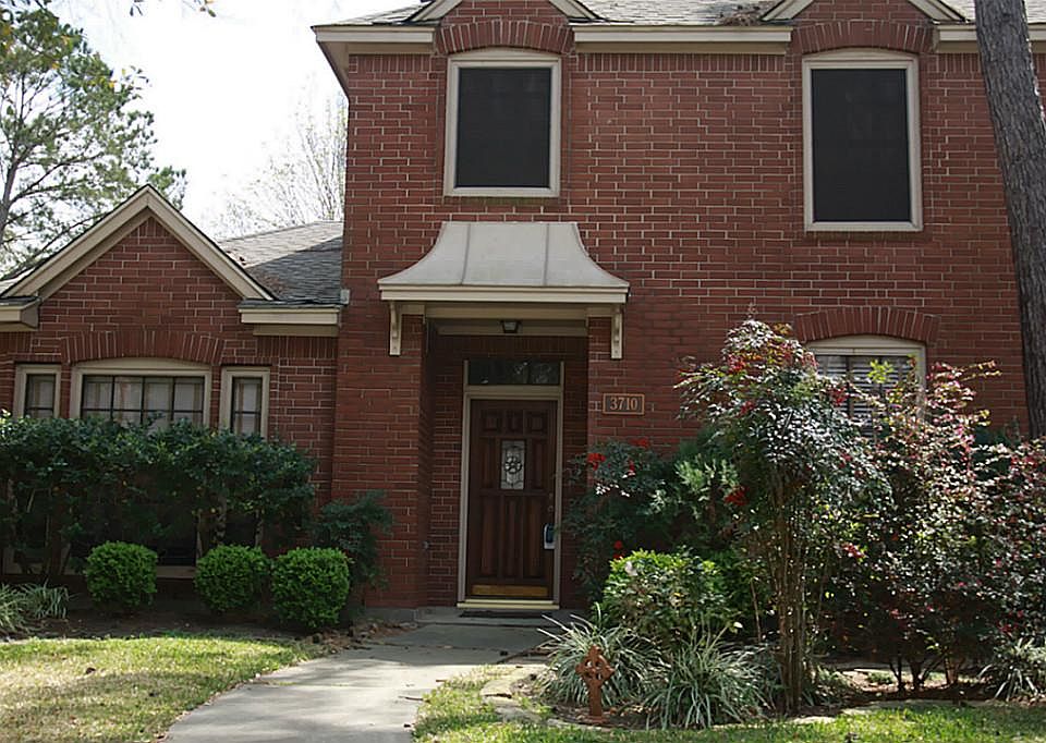 1st image of 3710 Fern River Dr