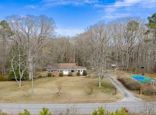 574 Twin Ponds Rd, Lawrenceville, VA 23868