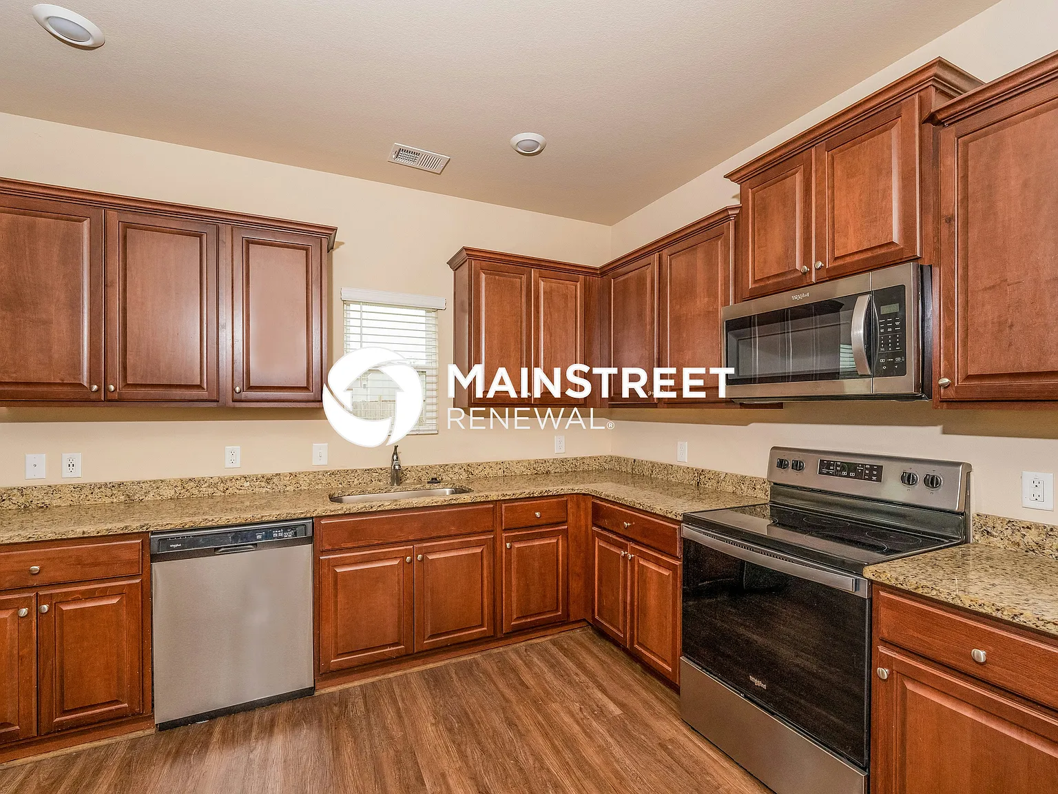 625 Clover Circle — Photo 4