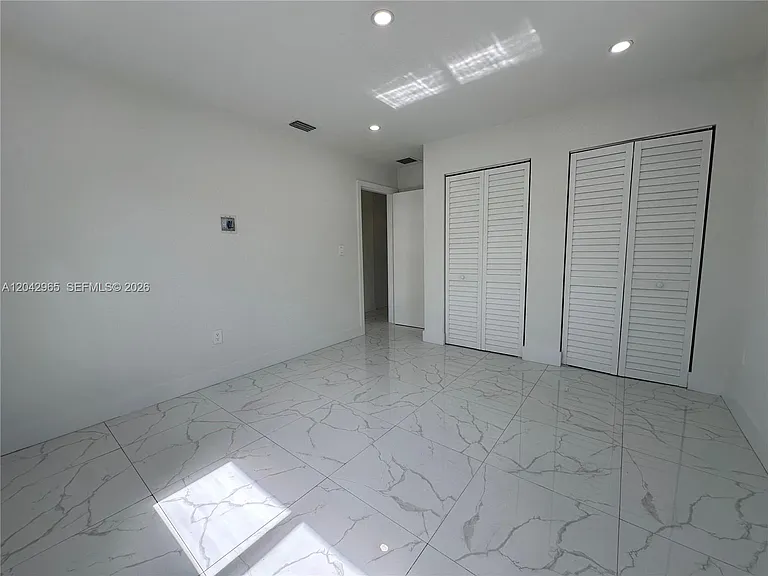 10010 SW 162nd St — Photo 18
