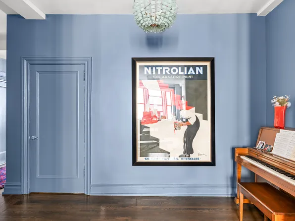 525 West End Avenue image 5 of 9