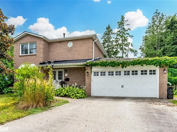 9 Oriole Ct, Barrie, ON L4M 5N1