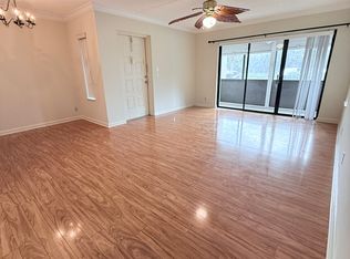 722 Sunny Pine Way APT E1, Greenacres, FL 33415