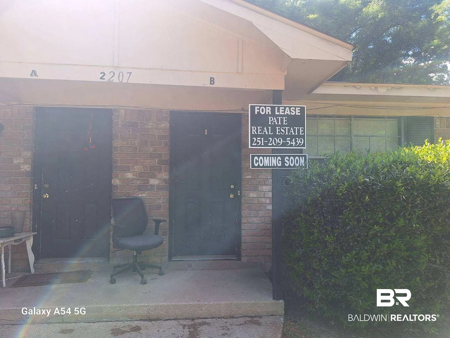 2 bed, 1.0 bath, 1000 sqft, $1,100 — Photo 2
