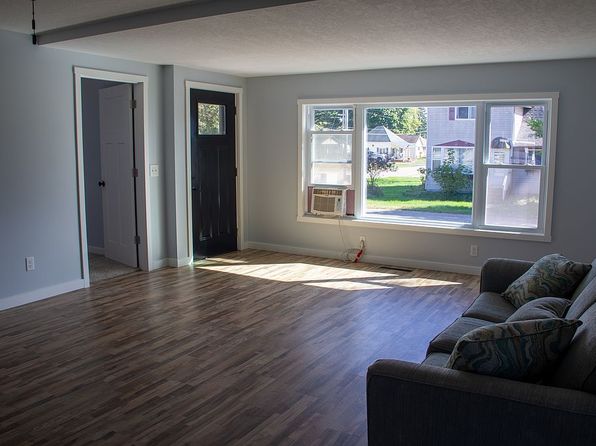 815 E State St, East Tawas, MI 48730