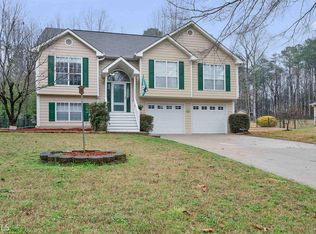 2040 Chadwick Dr, Cumming, GA 30028