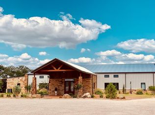 1604 Center Point Rd, Fredericksburg, TX 78624