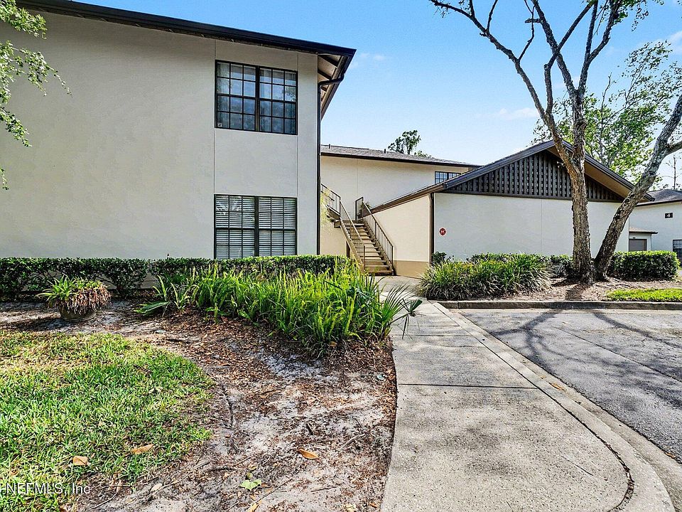 1st image of 10150 BELLE RIVE Boulevard #402