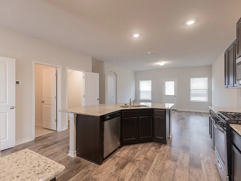 9819 Bratten Rise — Photo 9
