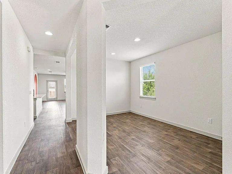 4712 Canongate Dr — Photo 13