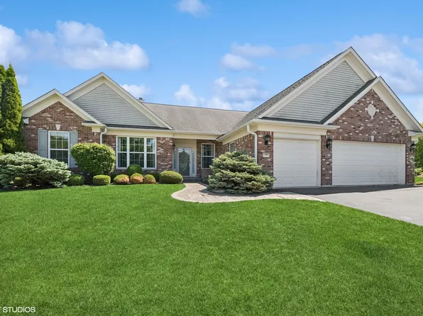 13881 Traverse Ct, Huntley, IL 60142