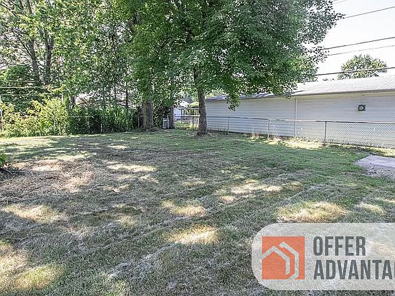 2nd image of 7072 Oakwood Rd