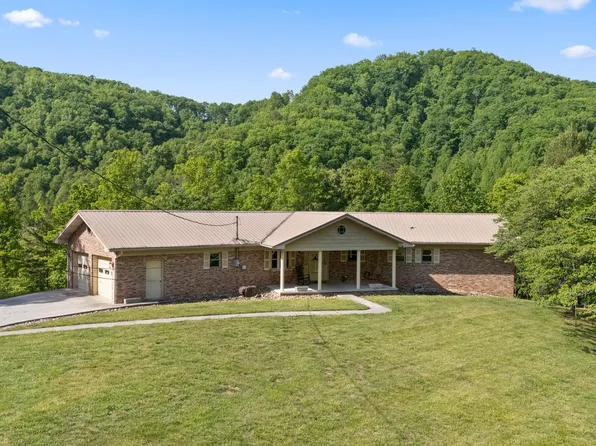 1181 Pine Mountain Rd, Sevierville, TN 37862
