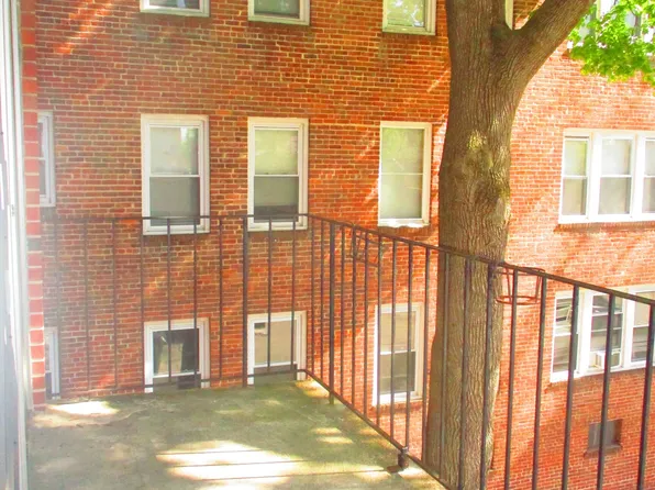 87 Glenbrook Rd APT 2E, Stamford, CT 06902
