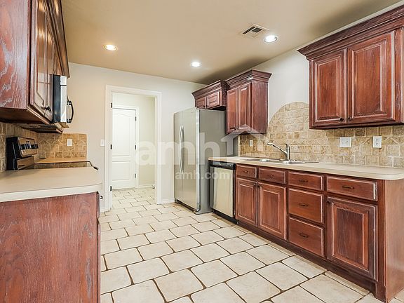 4th image of 4713 Fawn Run Dr