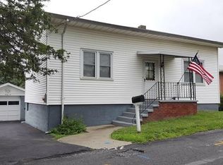 26 Myrtle Ave, New Windsor, NY 12553