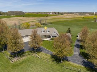5141 Pine Grove Rd, Denmark, WI 54208