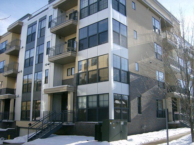 Exterior-Main Level Unit