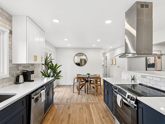 3rd image of 3000 Dartmouth Ave #1