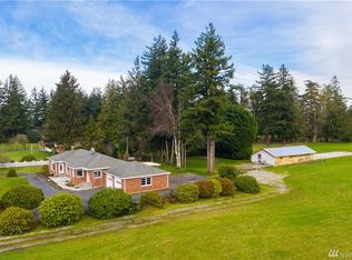 7446 Hannegan Rd, Lynden, WA 98264