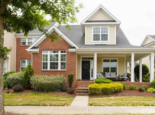 145 Coffee Bluff Ln, Holly Springs, NC 27540