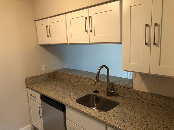 5th image of 6801 White Water Way Unit 104